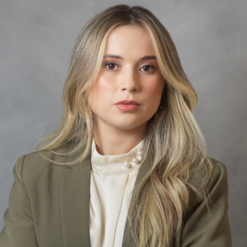 Débora Ximenes